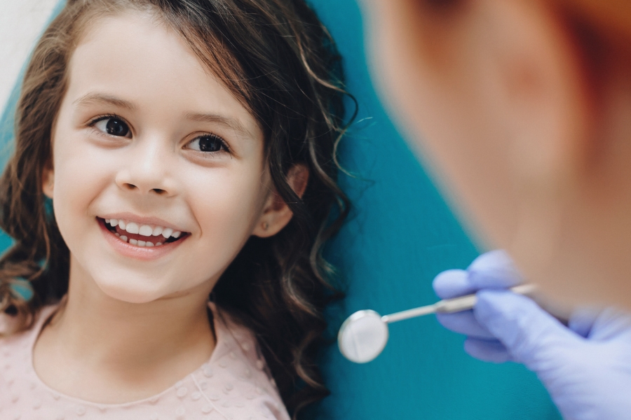 Jak przygotować dziecko na pierwszą wizytę u dentysty?
