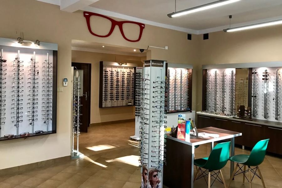 Zakład Optyczny Piotr Główka w Tarnowie Wybór oprawek okularów w Zakładzie Optycznym Piotra Główki