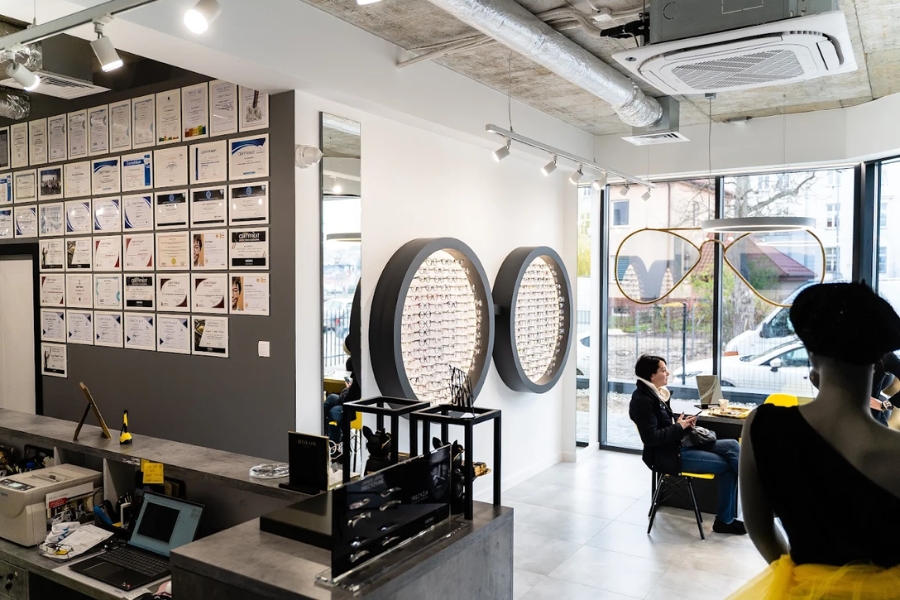 Salon optyczny Veni Vidi Tarnów Veni Vidi salon optyczny w Tarnowie