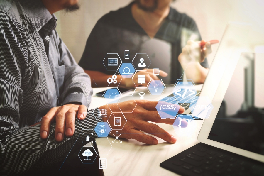 Proces budowy strony internetowej i wymagane dane